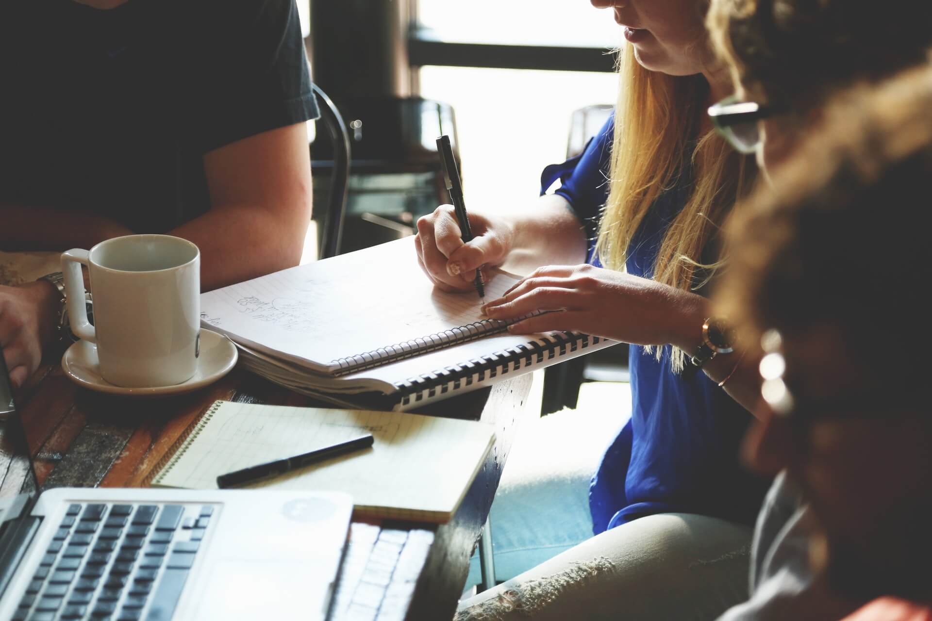people-coffee-meeting-team-7096-2